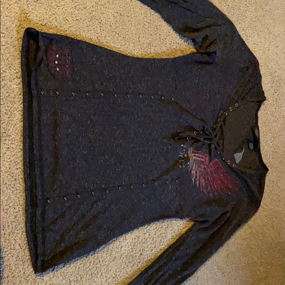 Long sleeve thin shirt new never wore